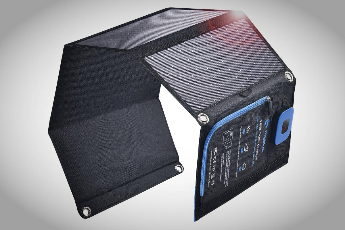 Cargador solar portátil 28W BigBlue. Imagen: BigBlue