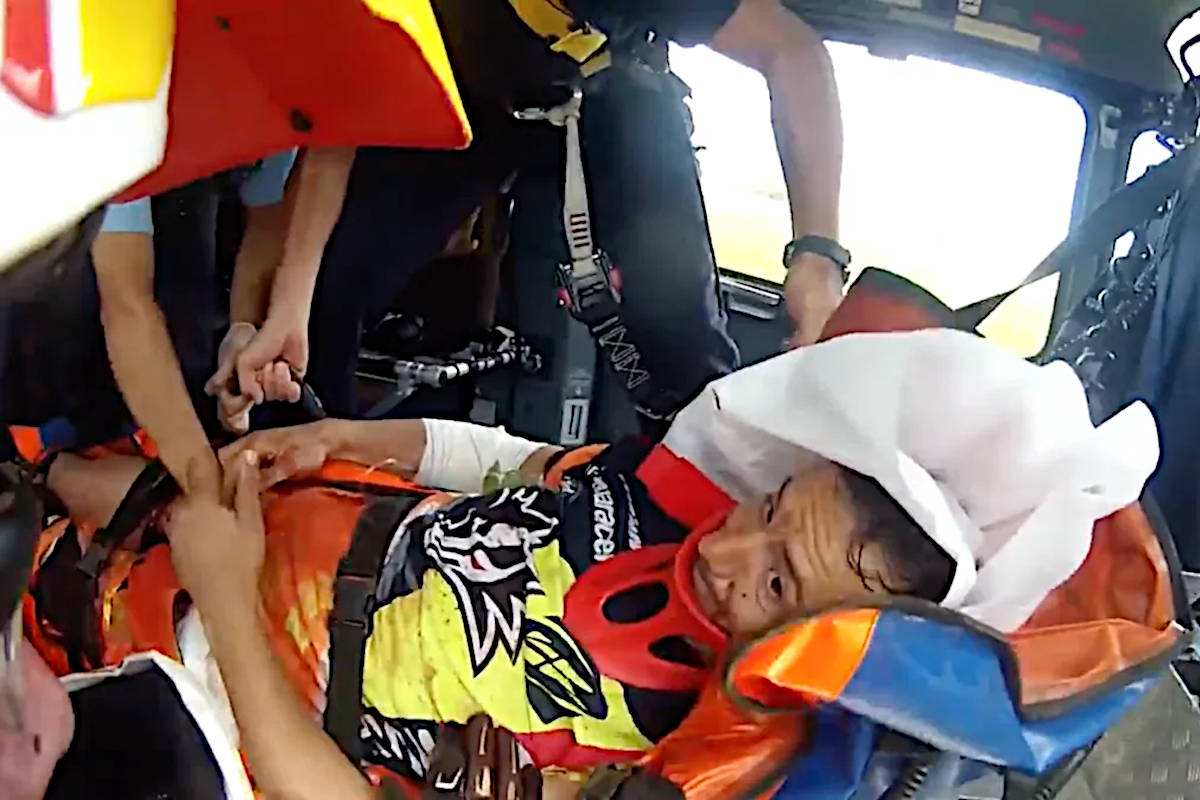 Cédric Gracia evacuado tras su grave accidente. Imagen: Cédric Gracia