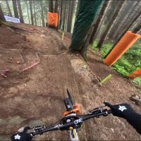 Jackson Goldstone muestra la cara más complicada de Leogang antes de la Copa del Mundo de Descenso