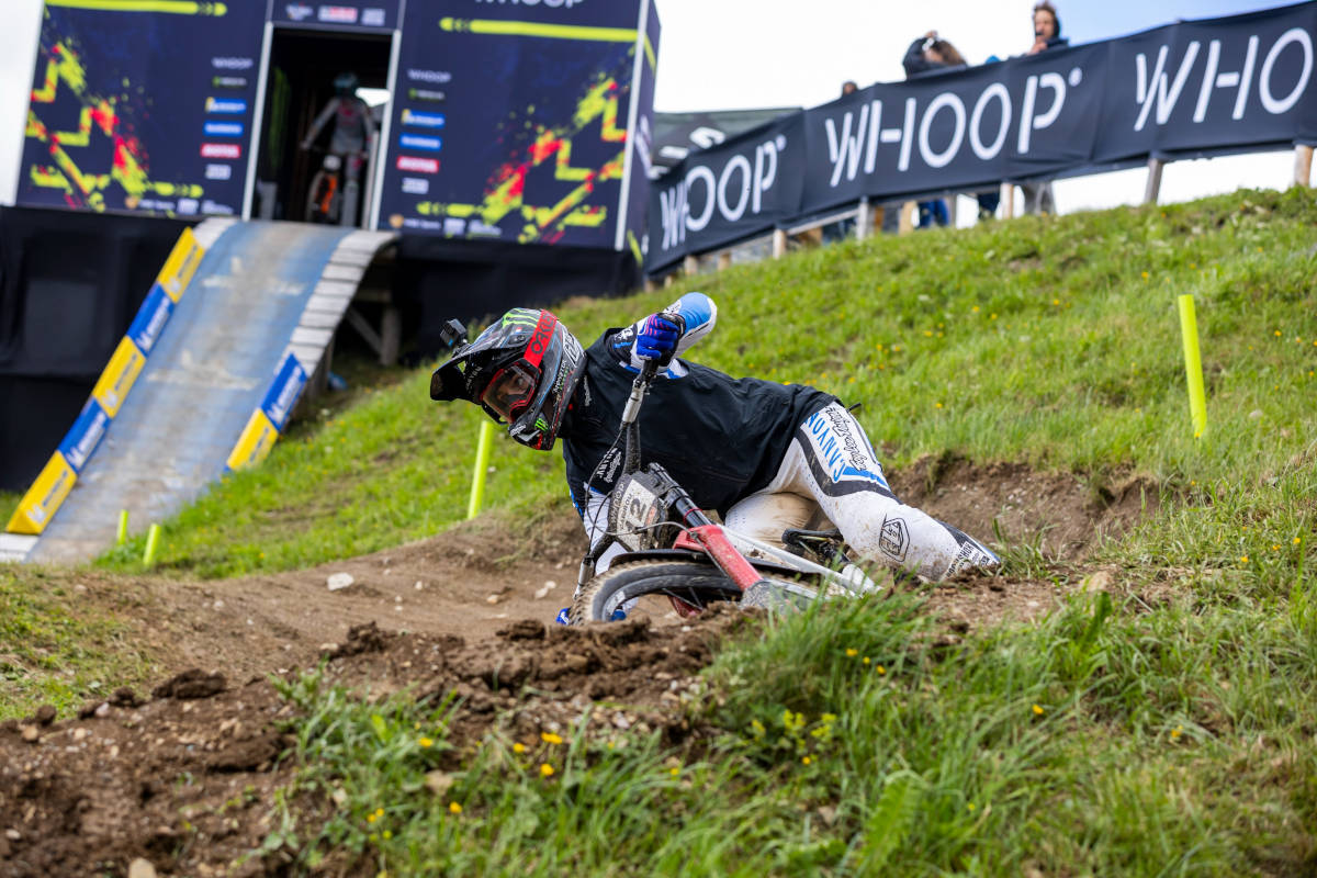 Marine Cabirou. Imagen: WHOOP UCI Mountain Bike World Series