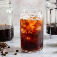 Cómo hacer un cold brew en casa: el método más sencillo para preparar café frío con todas sus propiedades