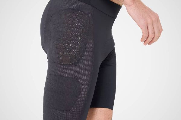 Rockrider Enduro Feel: el culotte interior con protección D3O perfecto para llevar bajo el baggy