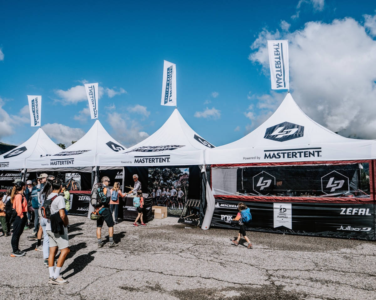 Paddock del equipo. Imagen: Lapierre Racing Unity
