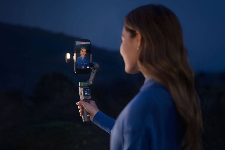 DJI lleva la grabación ciclista con smartphone a otro nivel con el nuevo Osmo Mobile 8P