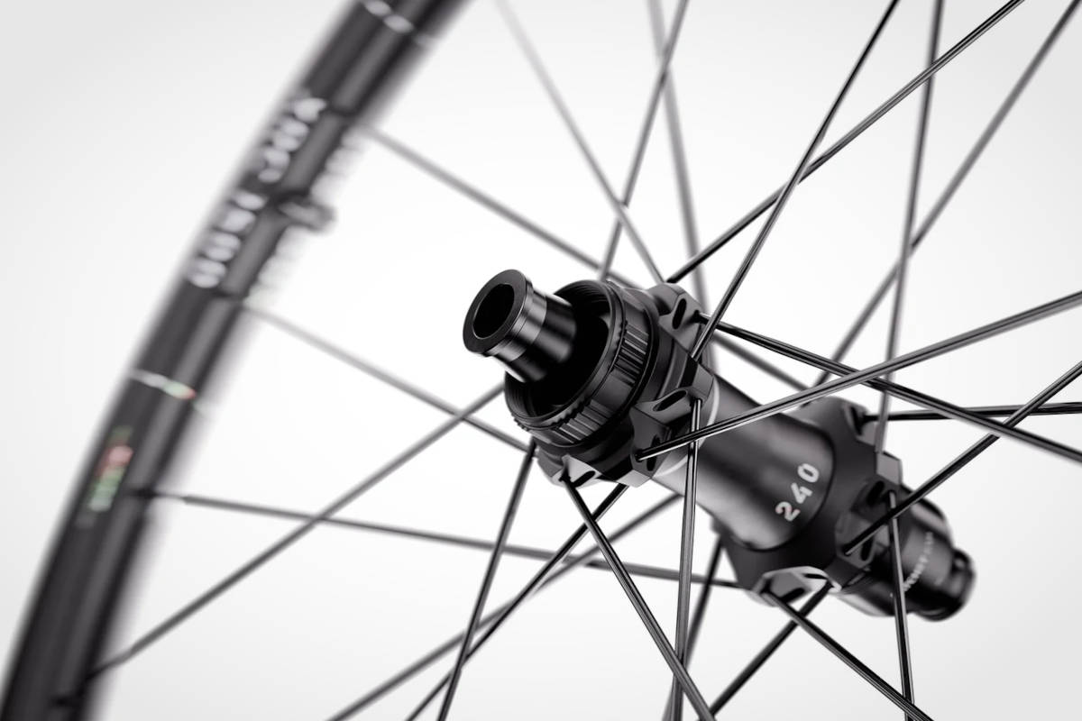 Buje 240 Straightpull con Ratchet EXP 54T. Imagen: DT Swiss