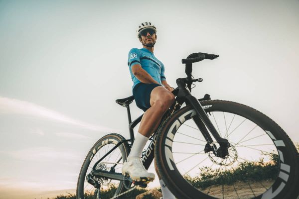 Mondraker incorpora a Edu Talavera como embajador para impulsar su proyecto en Gravel