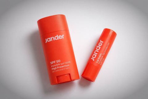 El protector solar de Jander que ha terminado fijo en los bolsillos del maillot este verano