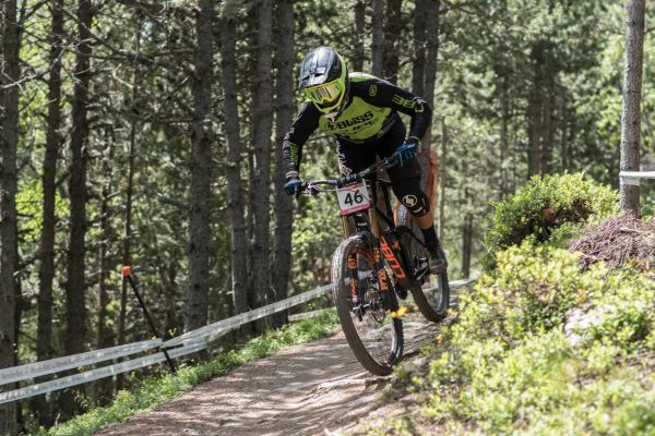 Solo cinco equipos oficiales de Enduro en la Copa del Mundo 2026: un cambio profundo en el panorama de la EDR