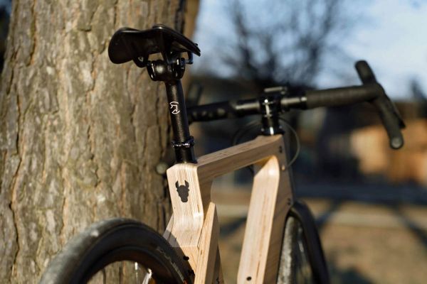 La eGravel de Esel Bikes convierte la madera en una alternativa real para las bicicletas eléctricas de gravel