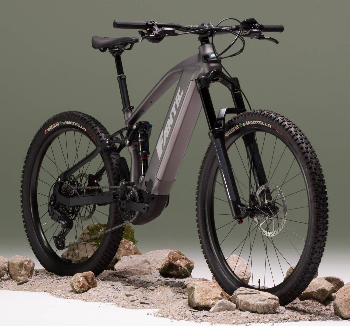 Fantic Ridge Race Storm Grey. Imagen: Fantic