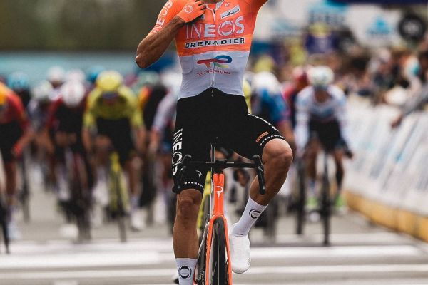 Filippo Ganna golpea en Waregem y deja sin premio a Van Aert en A Través de Flandes