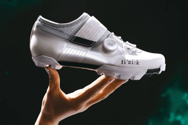 Fizik renueva las Ferox 2 Carbon: menos peso, nueva horma y un enfoque más agresivo para Gravel y Cross Country