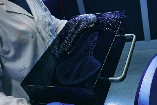 Fizik supera los 1.000 sillines personalizados y muestra cómo influyen en el rendimiento de los ciclistas