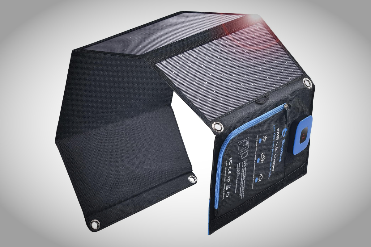 BigBlue 28W Cargador Solar Portátil. Imagen: BigBlue