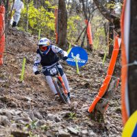 Asa Vermette y Vali Höll abren la Copa del Mundo de Descenso con una victoria de peso en Corea del Sur