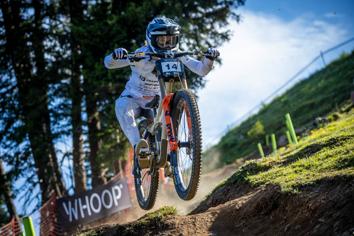 Anna Newkirk. Imagen: WHOOP UCI Mountain Bike World Series