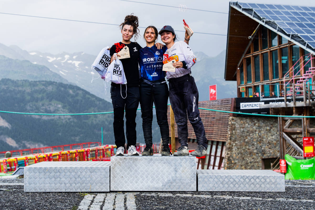 Podio élite femenino. Imagen: Pal Arinsal