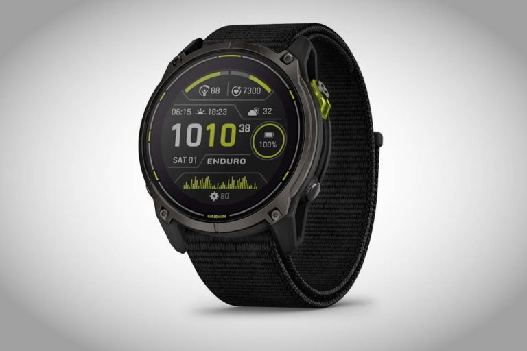 El reloj de Garmin que mejor encaja con el MTB de aventura y las rutas interminables 