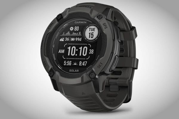 El Garmin Instinct 2X Solar se desploma en Amazon: carga solar, GPS y linterna por 235,94€