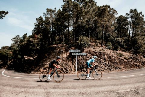 Girona impulsa un formato de ciclismo más accesible y solidario con ‘Ports Solidaris’