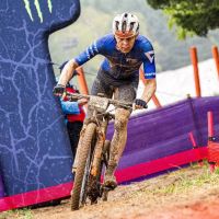 Sina Frei y Dario Lillo imponen su ley en un XCO pasado por barro en Corea del Sur