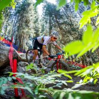 Jenny Rissveds y Luca Martin protagonizan dos carreras memorables en Lenzerheide