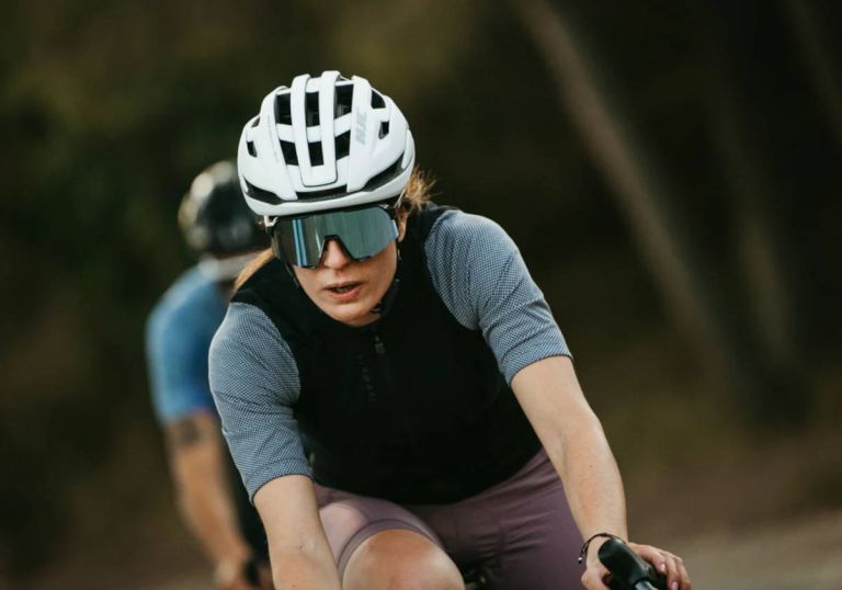 HJC Bellus 2: el casco que cuestiona la obsesión aerodinámica en ciclismo