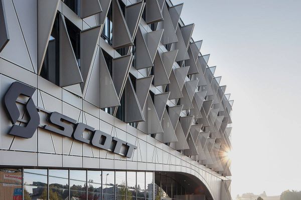 Scott Sports reorganiza su cúpula y refuerza el vínculo con Youngone tras un relevo clave