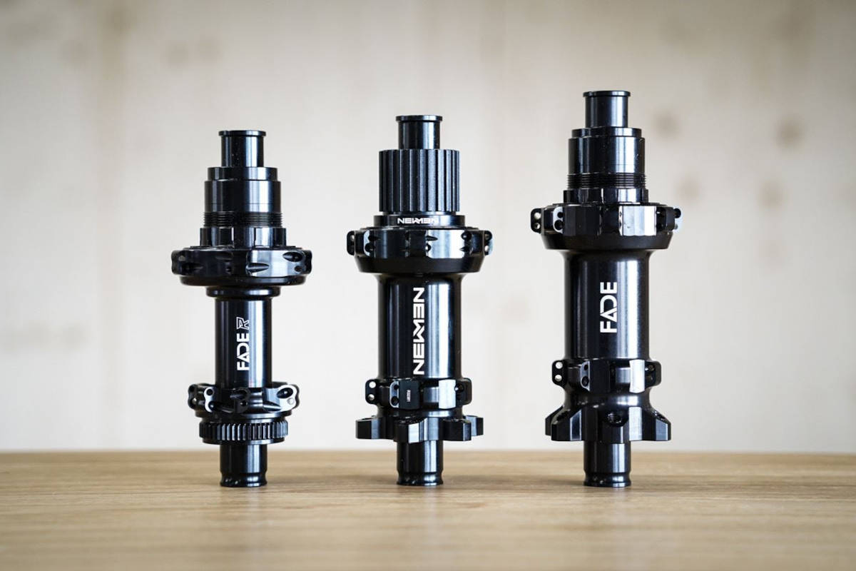 Tres tipos de bujes traseros. Imagen: Newmen Components