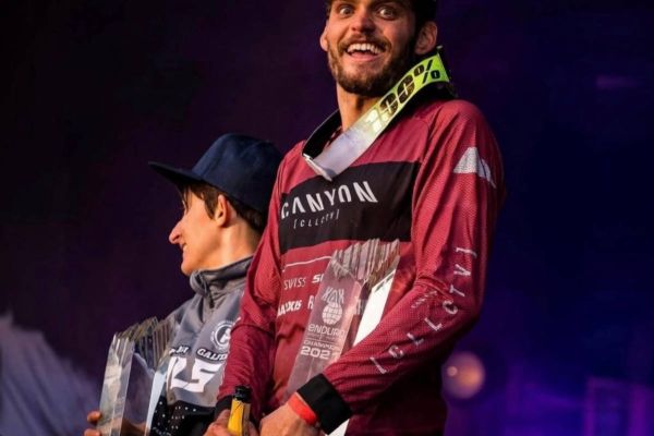 Jack Moir pone fin a su etapa en las Copas del Mundo de Descenso y Enduro