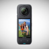 La Insta360 X4 cae hasta los 359 euros: una de las cámaras favoritas de los ciclistas para grabar rutas en 8K y con efecto dron