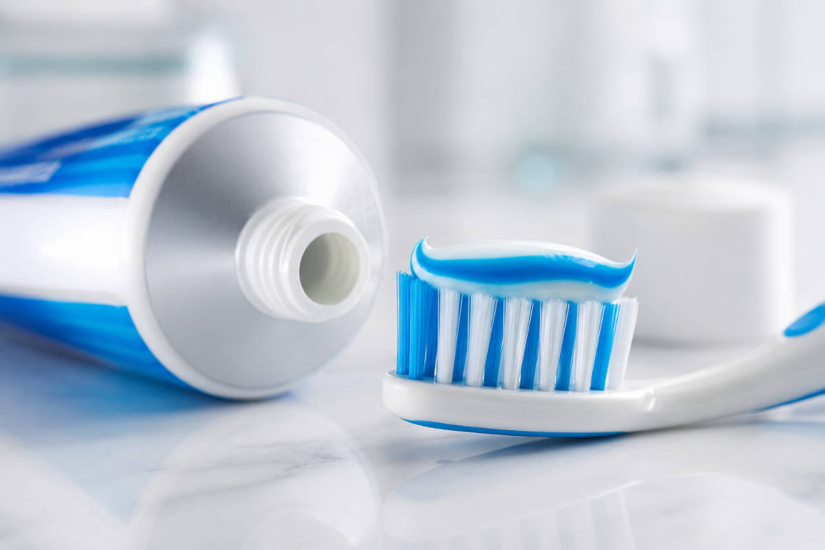 Cepillo de dientes y pasta dental. Imagen: TodoMountainBike
