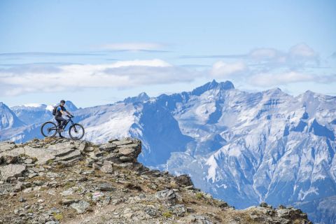 Lenzerheide, más allá de la Copa del Mundo: el viaje improvisado de Joe Barnes que redescubre el placer de rodar sin presión