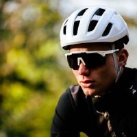 Lazer Sphere KinetiCore: un casco de carretera polivalente centrado en la seguridad y la comodidad diaria