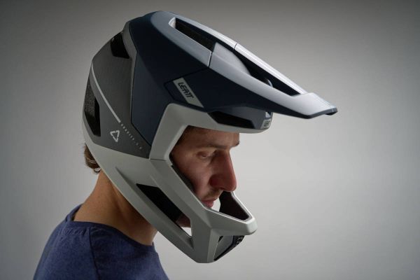 Leatt Gravity 5.0: el casco integral ligero que quiere cambiar las reglas del Descenso y el e-MTB