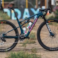 ¿Llega el fin de las MTB con manillar gravel en las grandes carreras de resistencia?