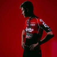 El Lotto-Intermarché presenta su nueva equipación para 2026 y consolida su identidad como equipo único