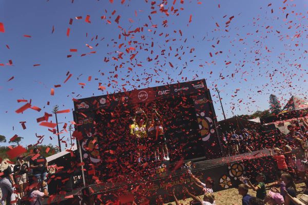 Absa Cape Epic 2026: el desenlace definitivo en vídeo con los momentos clave de la última etapa