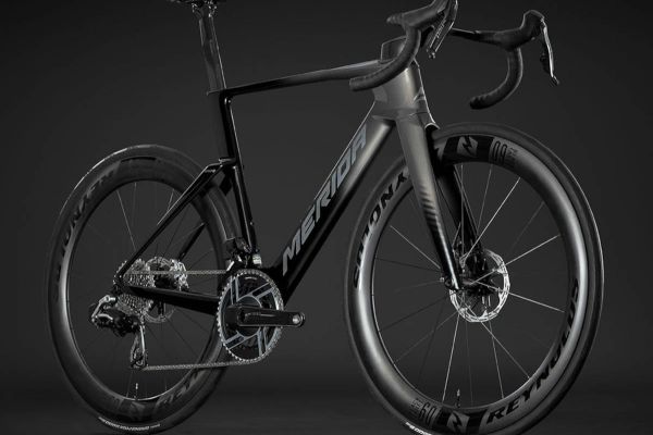 Merida Reacto 2026: la nueva generación aero baja de los 200 W y redefine la eficiencia en carretera