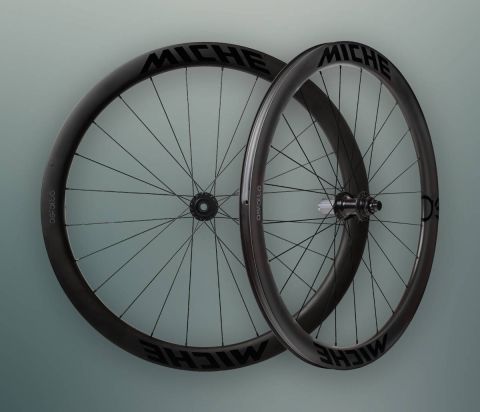 Miche democratiza el acceso al carbono con las nuevas ruedas Asfalto y Sterrato