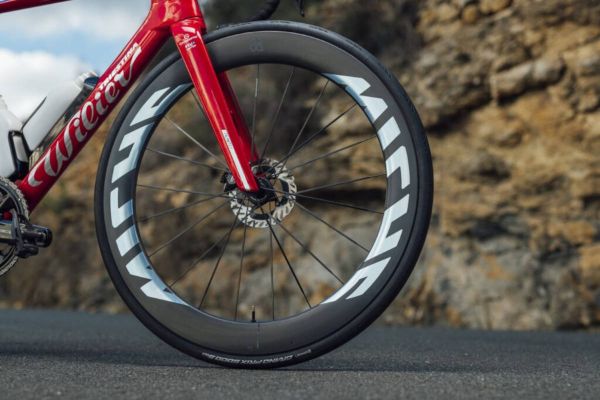 Miche lanza las DEVA RD, sus ruedas más ligeras y aerodinámicas para carretera