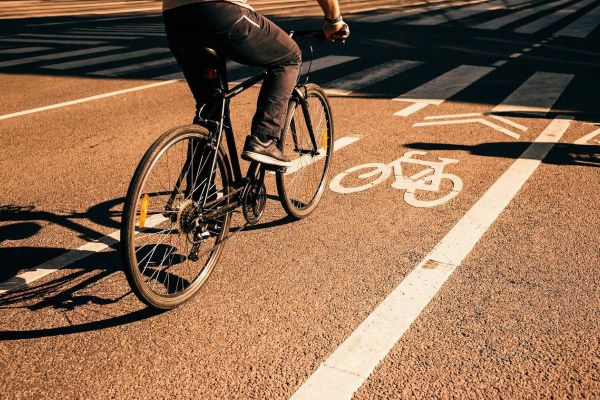 Mitos del ciclismo urbano que siguen frenando su crecimiento en las ciudades