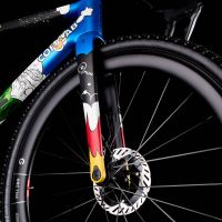 MMR lleva el gravel a otro terreno con una Simun convertida en una pieza artística única