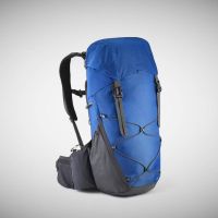 La mochila de Decathlon que muchos ciclistas están usando para bikepacking y rutas largas de MTB 