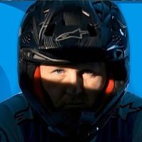 Oli Clark ficha por el Mondraker Factory Racing para debutar en la élite del Descenso en 2026