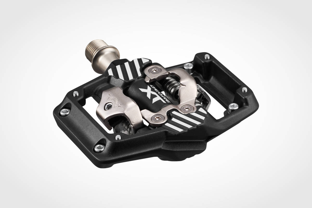 Shimano Deore XT PD-M8220. Imagen: Shimano