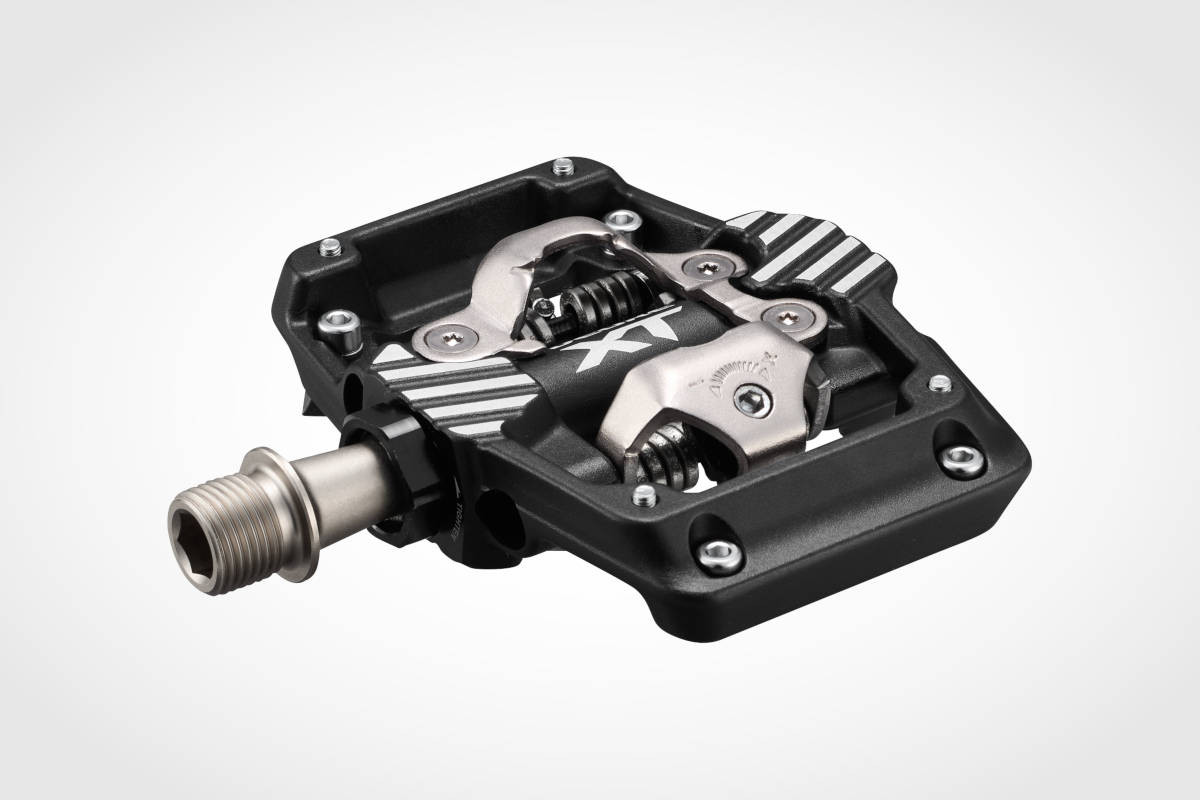 Shimano Deore XT PD-M8220. Imagen: Shimano