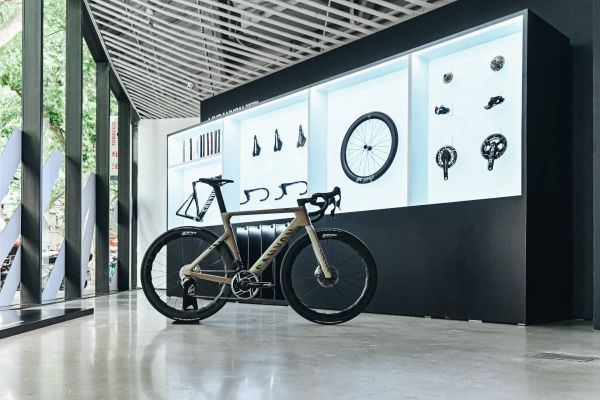 Canyon amplía su personalización: la Aeroad CF SLX ya entra en el terreno reservado a las versiones más exclusivas