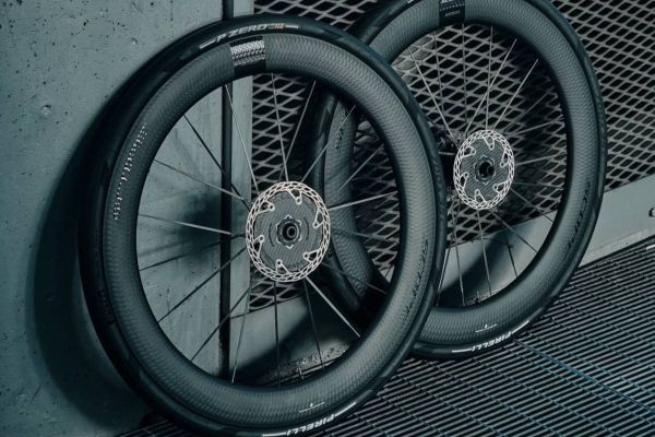 Pirelli prepara una nueva generación de neumáticos de carretera con foco en la aerodinámica
