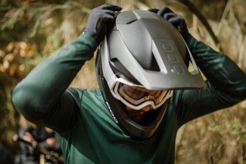 POC vuelve a la Copa del Mundo de Descenso con el Norco adidas Race Division